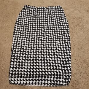 Vince Camuto Houndstooth bodycon skirt